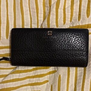 Kate Spade Black and Tan Leather Wallet